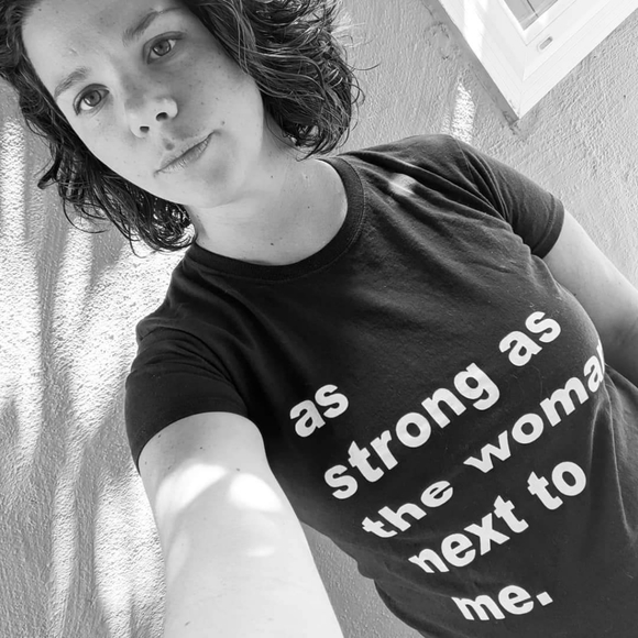 Meet your Posher, Joanna - Picture 1 of 1